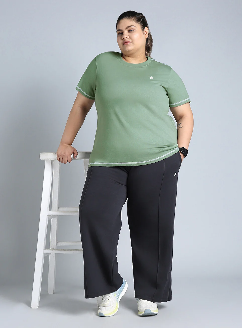 Women's Green Plus Size Back Vent Athleisure Tee - Image 3
