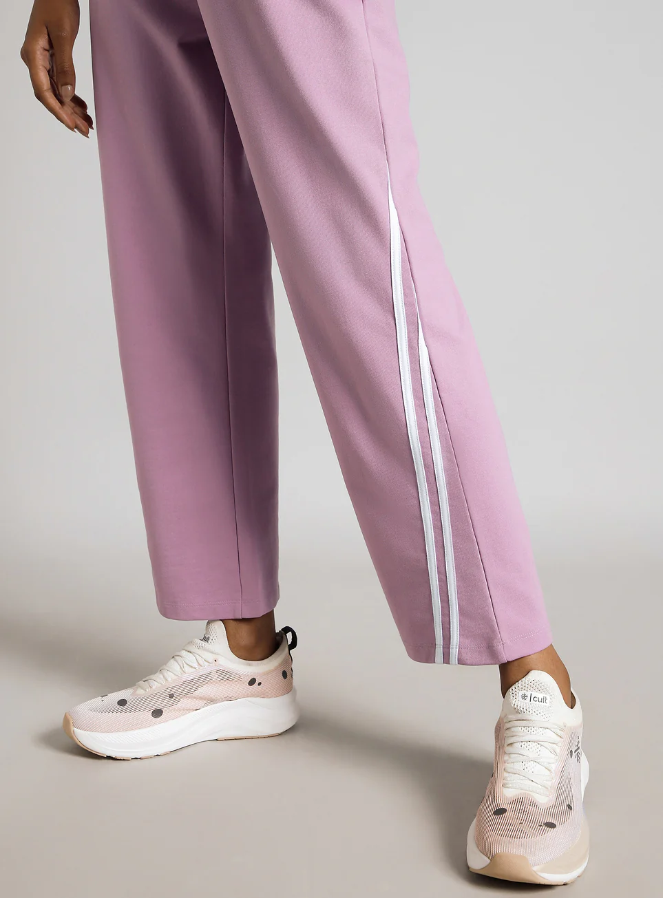 Women's Pink Contrast Edge Straight Fit Trackpants - Image 8