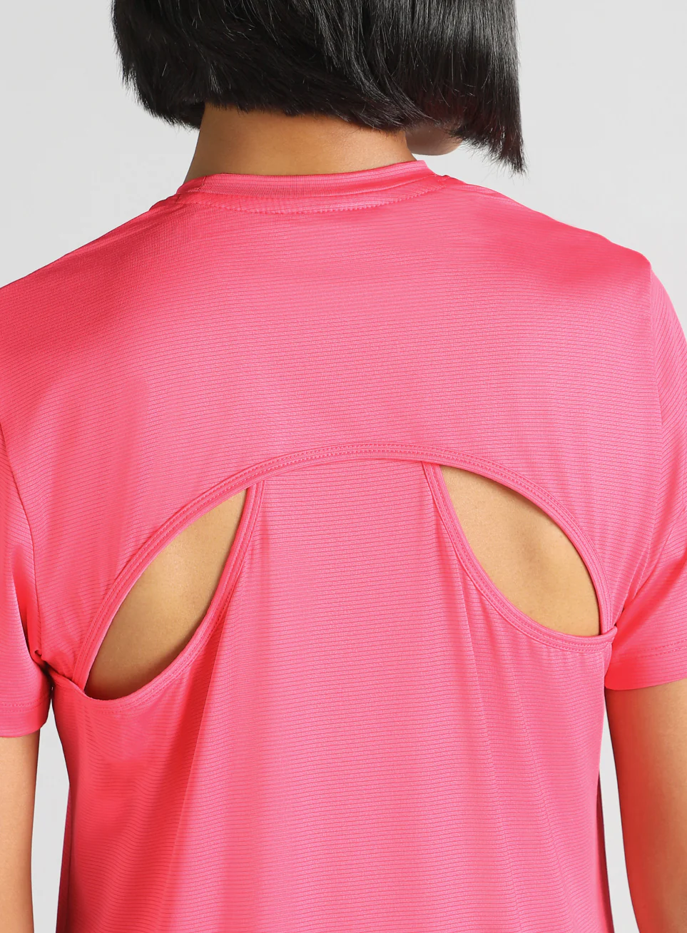 Women's Pink Swift Back Vent Training T-Shirt - Image 7