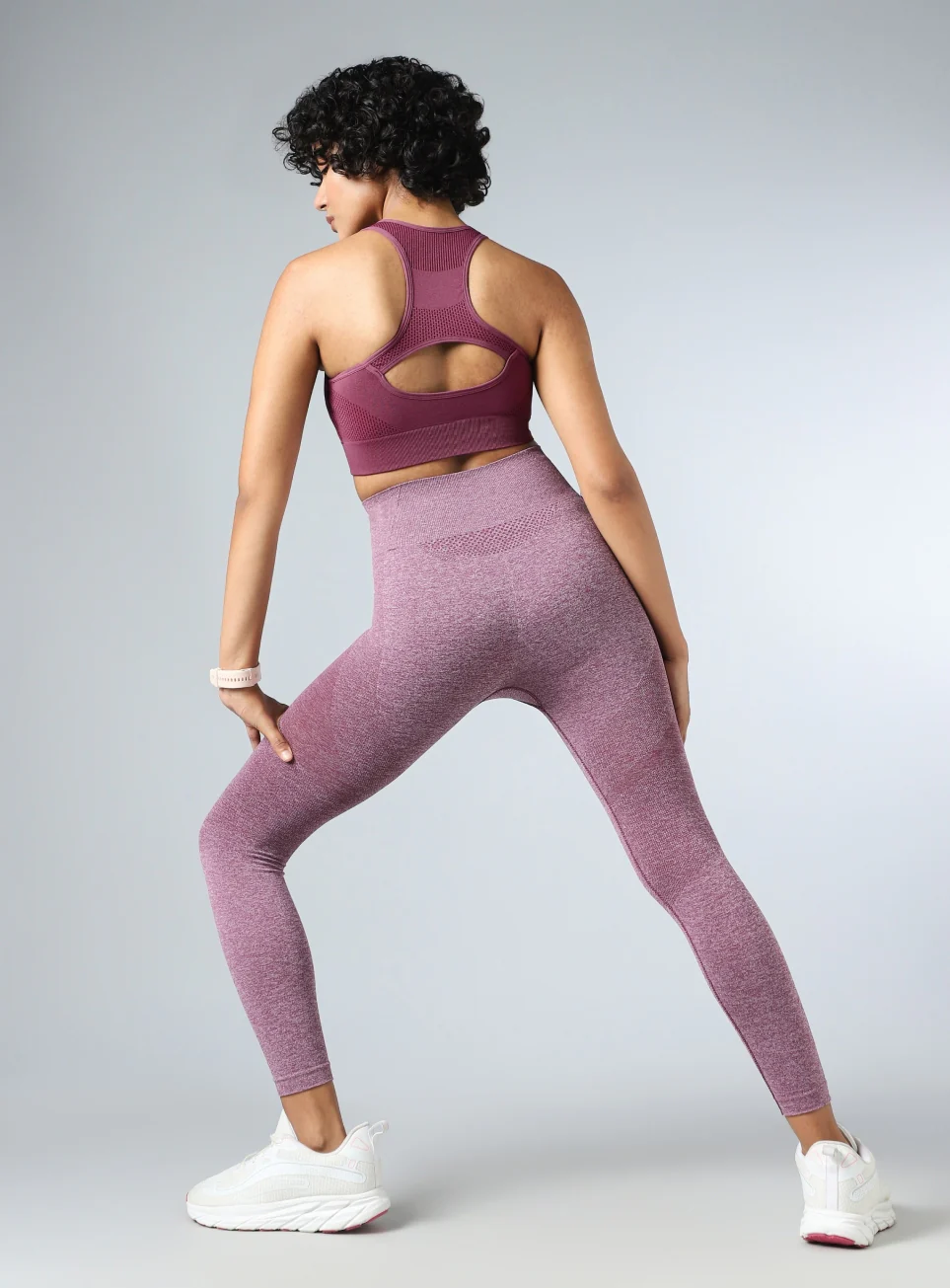 Women's Purple Momentum Medium Support Seamless Bra - Image 3