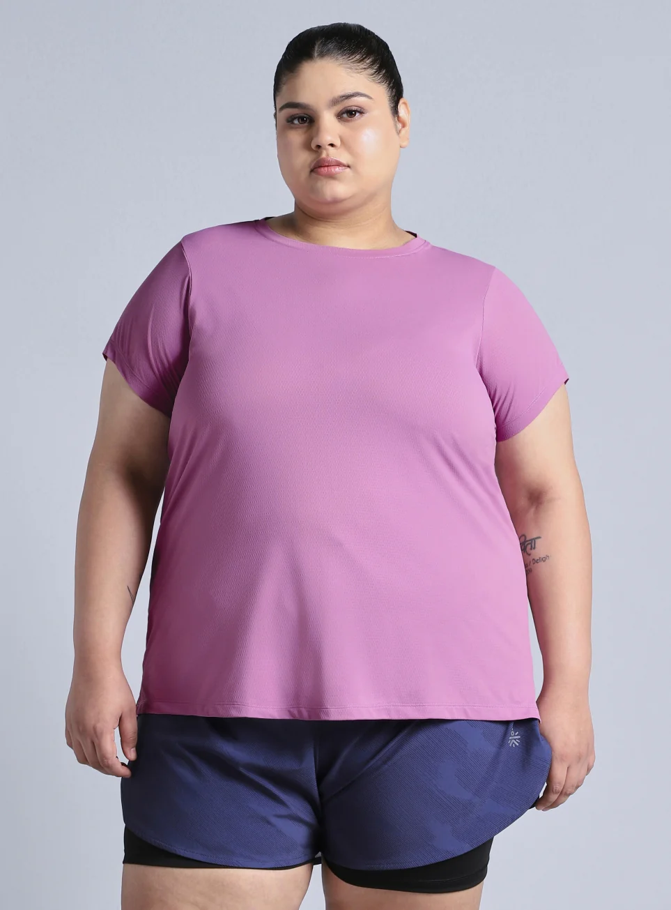 Women's Purple Training Essential Plus Size Regular Fit T-shirt - Image 4
