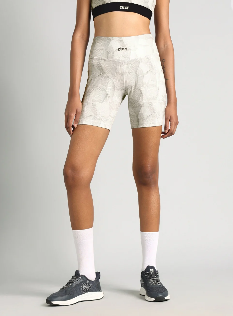 Women's White Combat training COMflex Training Cycling Shorts - Image 4