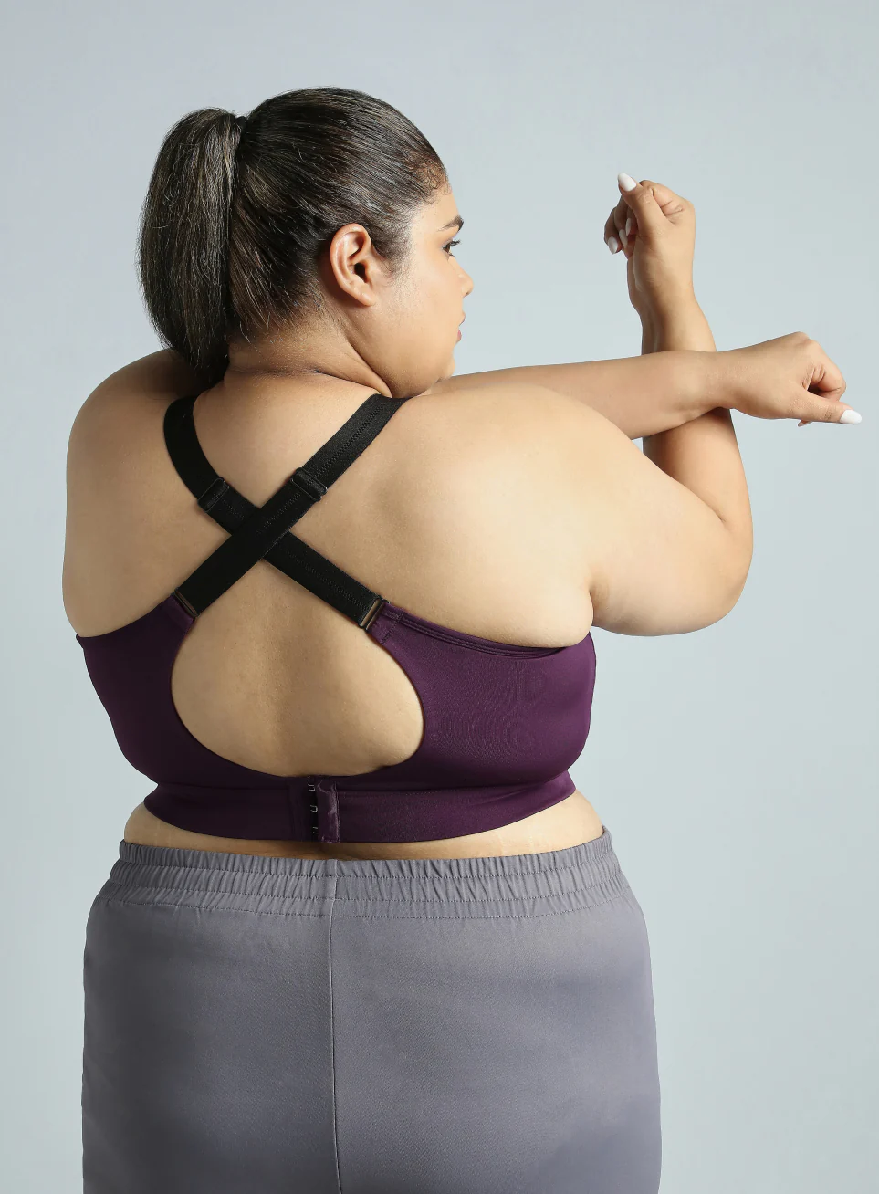 Women's Wine Adjustable Strap Training High Support Plus Size Sports Bra